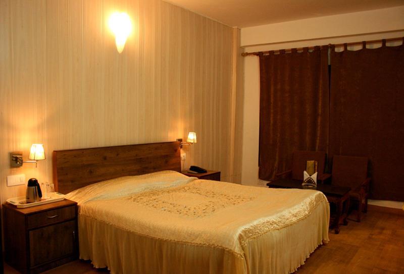 Hotel Bombay Palace Dalhousie Zimmer foto